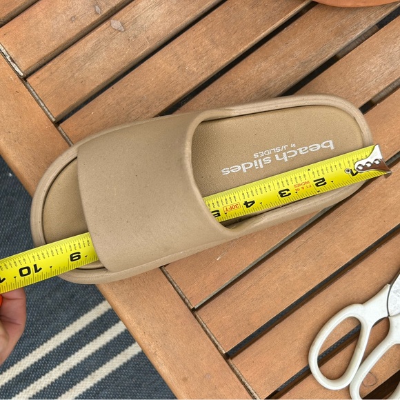 J Slides Platform Beach Sandals - Picture 6 of 6